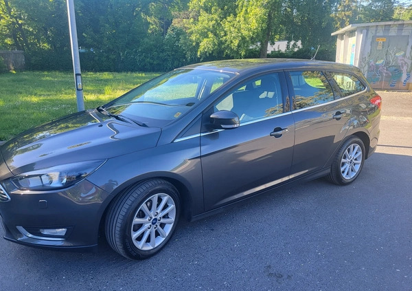 Ford Focus cena 39900 przebieg: 114500, rok produkcji 2017 z Kraków małe 92